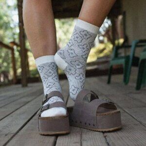 NWT: Three Bird Nest Retro Bloom Floral Socks Ivory Boho Cozy Crew